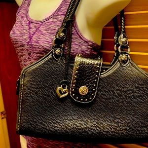 Vintage Brighton Bag /purse Several compartments inside and out great condition